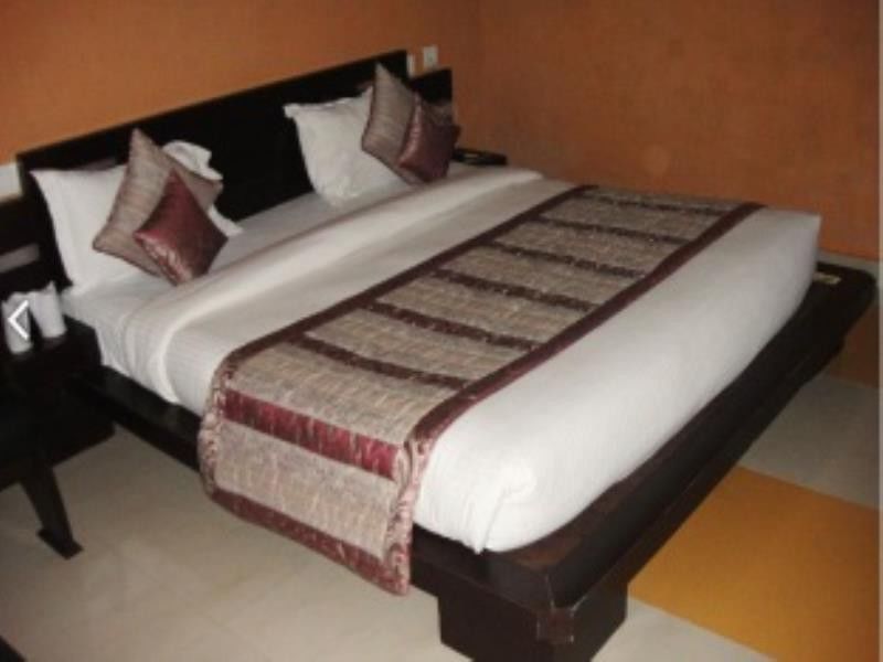 Anand Corbett Aamod Resort & Spa Corbett National Park Exterior photo